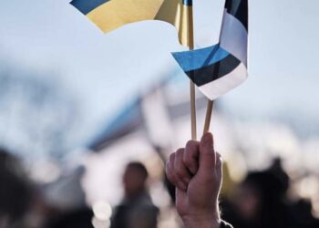 A Rússia acusa a comunidade internacional de entregar armas à Estónia para manter São Petersburgo «ao alcance».