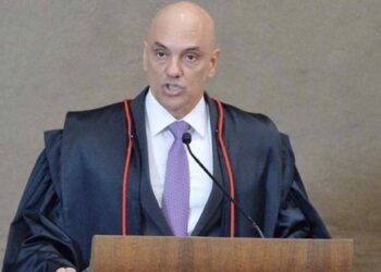 Os apoiantes de Bolsonaro apresentam dois processos no Senado para demitir o juiz De Moraes do Supremo Tribunal