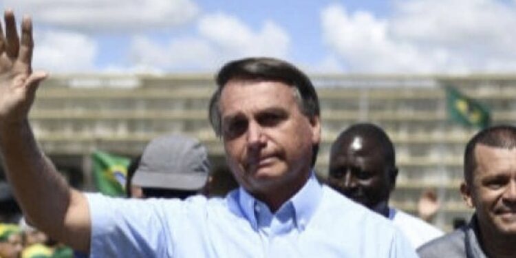 Em Orlando, Bolsonaro volta a citar ato antidemocrático: ‘Coisa inacreditável’