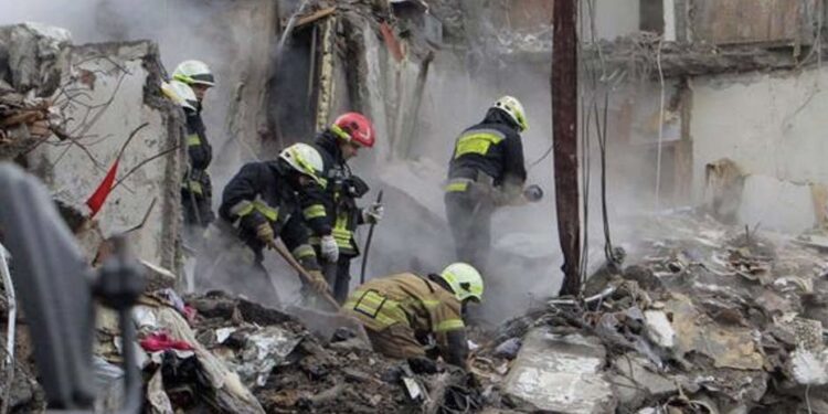 Kremlin adverte para uma maior escalada se a Ucrânia receber tanques