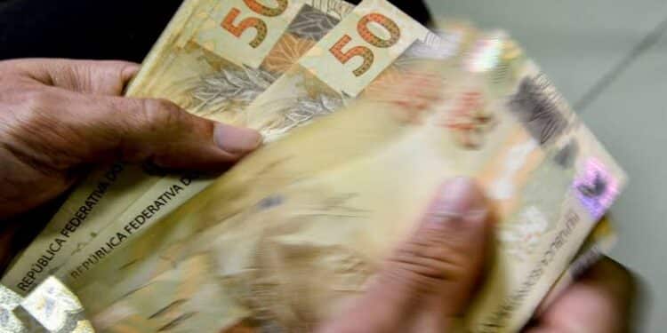 Bancos vão renegociar dívidas a partir de 1º de março; confira condições 45 Bancos vão renegociar dívidas a partir de 1º de março; confira condições