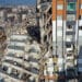 Turquia começa a prender empreiteiros de prédios que caíram