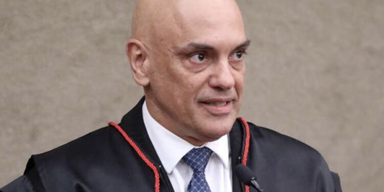 Moraes dá prazo para que PF ouça Valdemar Costa Neto 45 Moraes dá prazo para que PF ouça Valdemar Costa Neto