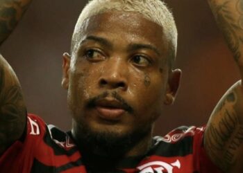 Marinho + R$ 55 milhões: Flamengo prepara oferta final para fechar com craque do Brasileirão