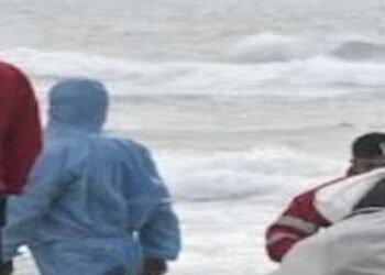 Naufrágio mata ao menos 55 imigrantes na costa da Itália