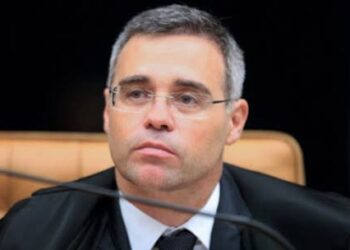 Mendonça pede vista em julgamento de Lei das Estatais