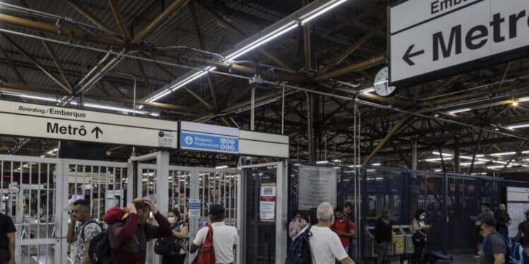 Justiça multa Metrô de SP em R$ 100 mil por ‘conduta antissindical’ durante greve