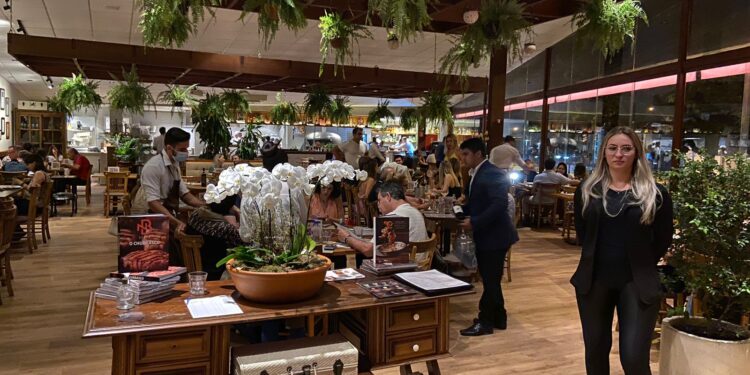 O restaurante Maremonti de Ribeirão Preto está de casa nova. 45 O restaurante Maremonti de Ribeirão Preto está de casa nova.