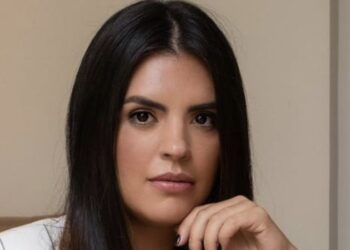 A Empresária de sucesso Hayane Calaça, nos conta em entrevista, sobre sua trajetória.