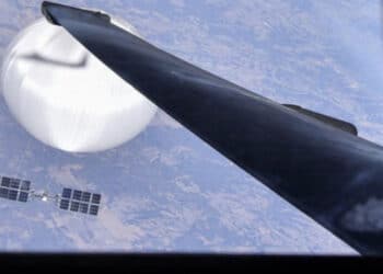 Balão espião chinês reuniu informações sobre instalações militares dos EUA, diz NBC News