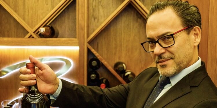 O restaurante Bambu surpreendente o seu público com um cenário gastronômico totalmente inovador. 45 O restaurante Bambu surpreendente o seu público com um cenário gastronômico totalmente inovador.