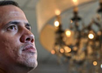 Responsável pela diplomacia dos EUA para América Latina recebe Guaidó
