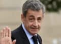 Sarkozy é condenado a 3 anos de prisão por corrupção na França