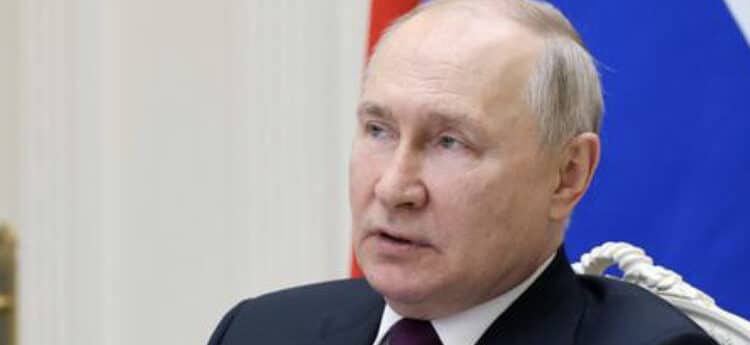 Inteligência alemã não vê sinais de enfraquecimento de Putin