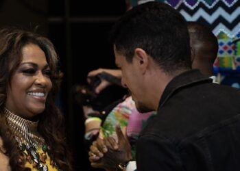 Mais de 3 mil pessoas participaram da abertura da Africa Fashion Week Brasil