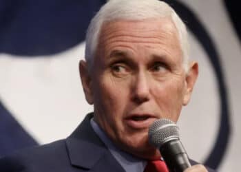 Ex-vice de Trump lança pré-candidatura à Presidência dos EUA