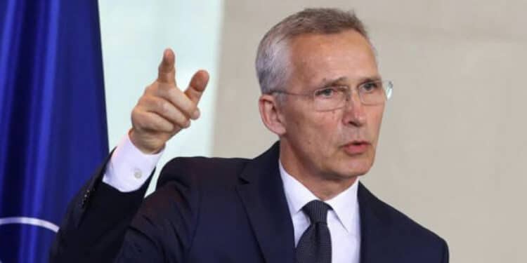 Ucrânia não será formalmente convidada a se juntar à Otan durante cúpula da aliança, diz Stoltenberg 45 Ucrânia não será formalmente convidada a se juntar à Otan durante cúpula da aliança, diz Stoltenberg