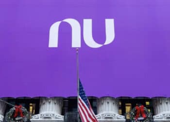 Nubank reverte prejuízo e tem lucro de US$ 142 milhões