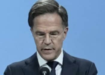 Divergências sobre migração derrubam governo da Holanda
