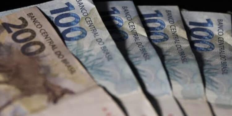 1,5 milhão de brasileiros ficarão com nome limpo na segunda