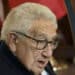 Chefe da diplomacia chinesa afirma a Kissinger que é ‘impossível conter” o país