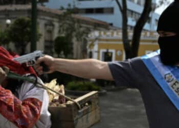 Guatemala enfrenta ameaças à democracia a um mês da eleição