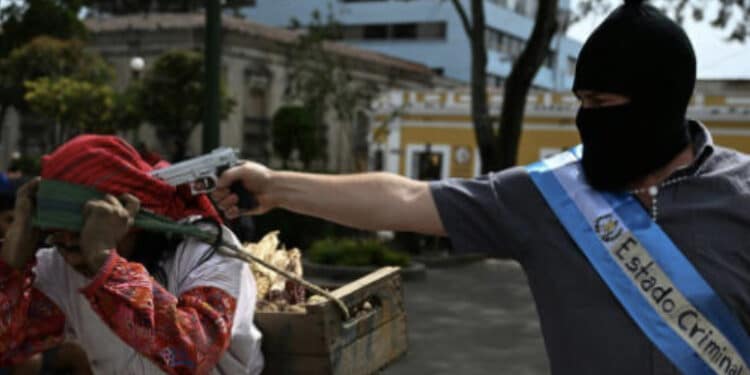 Guatemala enfrenta ameaças à democracia a um mês da eleição