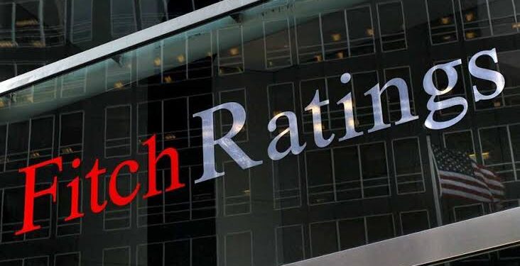 Fitch melhora nota de crédito do Brasil e cita desempenho econômico acima do esperado