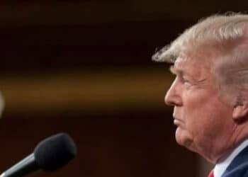 Justiça dos EUA obtém mensagens que ligam Trump a fraude eleitoral