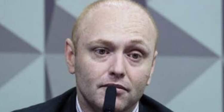Hacker Delgatti é condenado a 20 anos de prisão por invasão de contas da Lava Jato 45 Hacker Delgatti é condenado a 20 anos de prisão por invasão de contas da Lava Jato