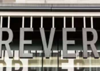 Shein fecha acordo e vai vender produtos da Forever 21