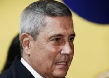 PF faz ação contra suspeita de fraude na intervenção no Rio; Braga Netto é alvo