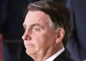 Bolsonaro passa por dois procedimentos cirúrgicos em São Paulo
