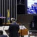 Câmara aprova texto-base de reforma eleitoral que afrouxa legislação