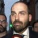 Eduardo Bolsonaro é ironizado em TV argentina ao defender armas: ‘Por isso tiraram o pai dele’; veja 49 Eduardo Bolsonaro é ironizado em TV argentina ao defender armas: ‘Por isso tiraram o pai dele’; veja
