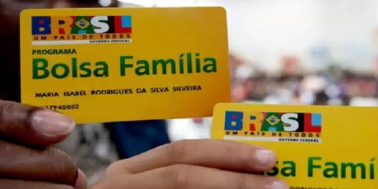 Governo Federal anuncia novo corte no Bolsa Família