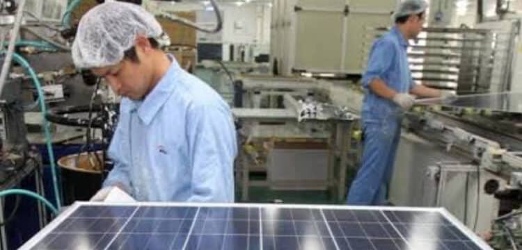 Governo taxa importação de turbinas eólicas e módulos fotovoltaicos