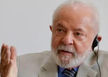 Lula diz que aprovar reforma tributária é fato histórico em Congresso com minoria governista