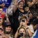 Onipresente, Trump rompe com os esquemas da campanha republicana nos EUA
