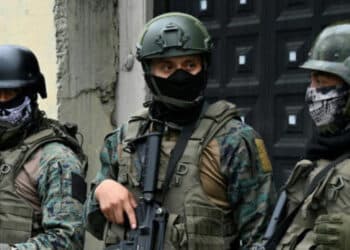 Equador se declara em ‘conflito armado interno’ após ataque ao vivo a canal de TV