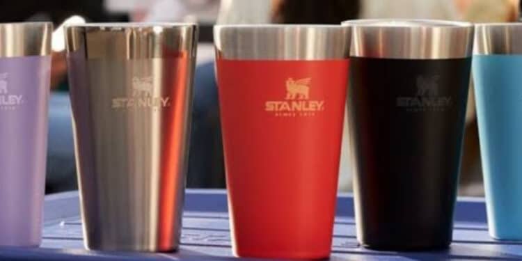 Após polêmica, Stanley confirma presença de chumbo em copos térmicos