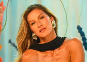 PRÓXIMA PARADA: VERÃO 24! CONHEÇA A NOVA COLEÇÃO DA AREZZO COM GISELE BÜNDCHEN