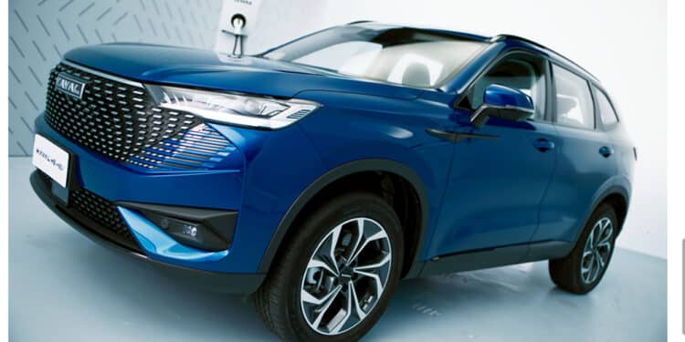 O QUE SÃO CARROS HÍBRIDOS E ELÉTRICOS?