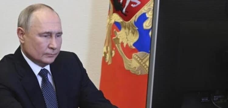 Reações internacionais apontam ‘ilegitimidade’ na reeleição de Putin com 87% dos votos na Rússia