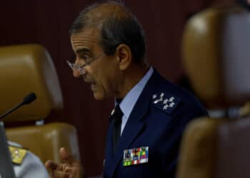 Tribunal militar propõe reduzir em 28 anos pena para agentes do Exército que mataram músico
