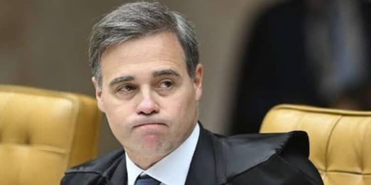 Decisão de Mendonça sobre acordo na Lava Jato abre caminho para tema ir ao plenário do STF 45 Decisão de Mendonça sobre acordo na Lava Jato abre caminho para tema ir ao plenário do STF