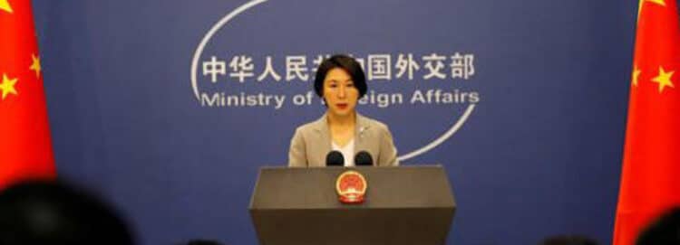 China diz que envio de mais tropas indianas à fronteira do Himalaia não aliviará tensões
