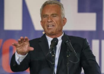 Candidatura do sobrinho de Kennedy mobiliza democratas nos EUA