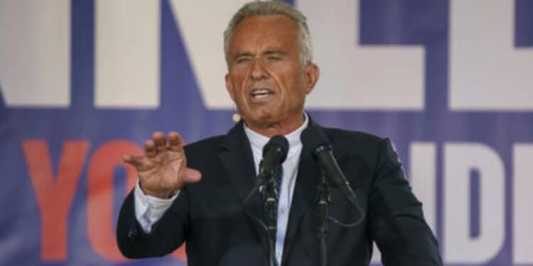 Candidatura do sobrinho de Kennedy mobiliza democratas nos EUA