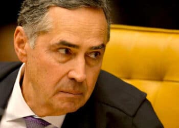 Barroso compra briga com ministros do STF e corre risco de ser isolado